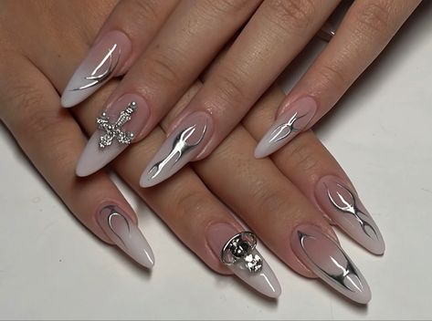 Nails 2023 Trends 3d, Grey Douyin Nails, Y2k Nail Inspo Long, Nails Decoration Ideas, Cybersigilism Nails, White Aura Nails, Uñas Y2k, Nail Y2k, Y2k Nail Art