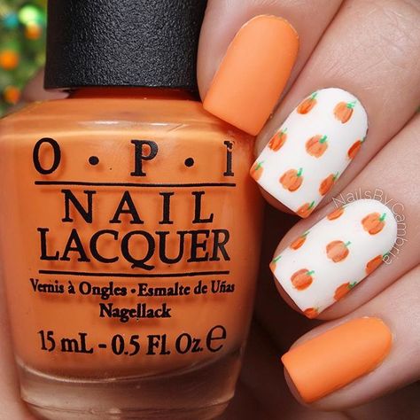 Cute little matte pumpkin print nails! Tutorial will be up today Tag someone who would love these! I used: @opi_products Alpine Snow, Where Did Suzi's Man-go, It's A Piazza Cake, and Matte Top Coat @twinkled_t #00 nail art brush | 10% off with my code CAMBRIA Green acrylic paint @sechenails Seche Vite All polishes are from @hbbeautybar | 15% off with code nailsbycambria #nailitdaily Viral Nails, Full Nails, Spooky Nails, Thanksgiving Nail Art, October Nails, Pumpkin Nails, Fall Nail Art Designs, Perfect Manicure, Cute Nail Art Designs