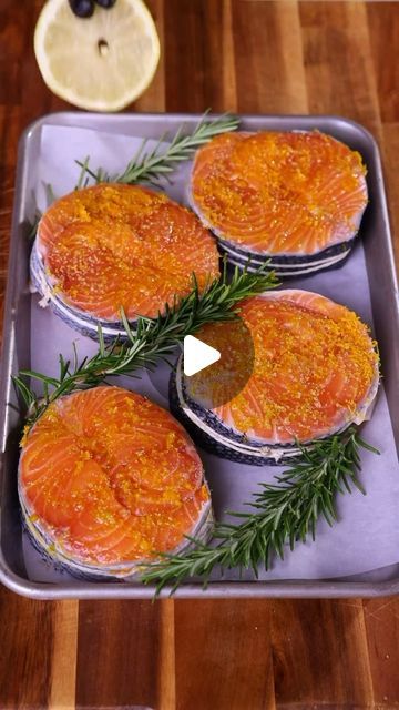 Olive Oil Baking, Baked Salmon Steak, Flavoured Salt, Orange Rings, Salmon Steaks, Rosemary Salt, Salmon Steak, Orange Salmon, Baked Salmon Recipes