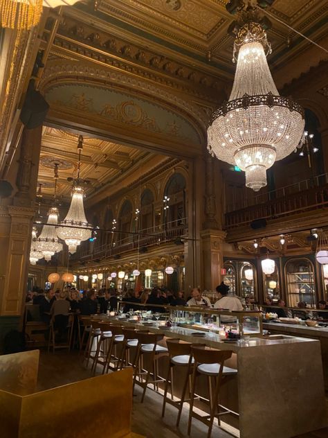 #berns #stockholm #restaurant #astethic #theatre Ball Astethic, Restaurant Astethic, Stockholm Restaurant, Ball Aesthetic, Eiffel Tower Inside, Rarity, Stockholm, Eiffel Tower, Restaurant