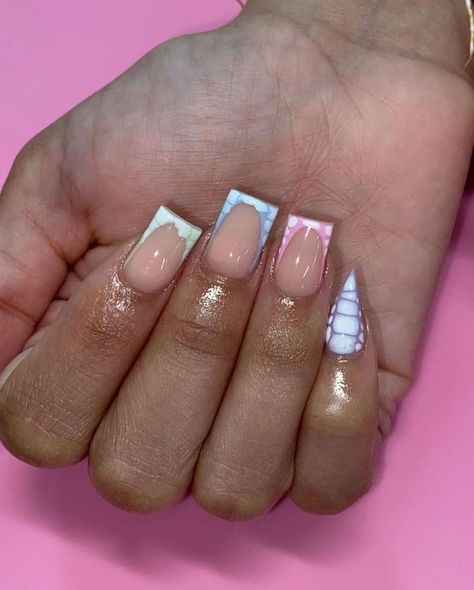 Braiders Nails Set, Square Nails With Stiletto Pinky, Braiders Nails, Braider Nails, Braids Styling, Ombre Acrylic Nails, Colorful Nails, Simple Gel Nails, Work Nails