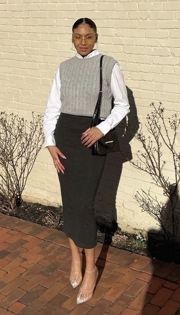 Baddie Office Outfits, Style Skirt Outfit, Woman Fashion Winter, Baddie Office, Verano Aesthetic, Cute Professional Outfits, Affordable Outfits, Neat Casual Outfits, Fashionable Work Outfit