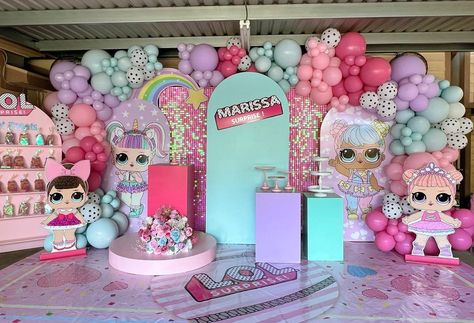 Nicole Creations Houston on Instagram: “Welcome to Marissa’s LOL surprise party! #lolparty #loldolls #girlparty #houstoneventsplanner #balloongarland #partyplanner…” Lol Disco Party, Lol Surprise Centerpieces, Lol Doll Birthday Party Decorations, Lol Doll Decorations Party, Lol Surprise Dolls Balloon Garland, Lol Backdrop Party Ideas, Lol Surprise Party Decorations, Lol Surprise Theme Birthday Party Ideas, Lol Surprise Dolls Birthday Party