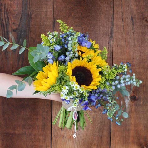 Sunflower Wildflower Bouquet, Simple Sunflower Bouquet, Sunflower And Blue Wedding, Sunflower Bouquet With Blue, Sunflower Wedding Bouquet Blue, Sunflower Blue Bouquet, Sunflower Bouquet With Blue Flowers, Sunflower And Dusty Blue Bouquet, Sunflower Bouquet Wedding