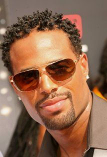 Shawn Wayans....!! Shawn Wayans, Famous Brothers, Marlon Wayans, Actrices Hollywood, Famous Faces, Good Looking Men, Hollywood Stars, American Actors, Celebrities Male