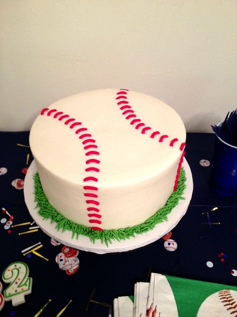 Awesome baseball cake. Happy 32nd birthday to my amazing husband! 32nd Birthday Cake, Baseball Theme Cakes, Happy 32nd Birthday, Baseball Birthday Cakes, Baseball Theme Birthday, 32nd Birthday, Baseball Cake, Birthday Cake Decorating Ideas, Baseball Theme Party