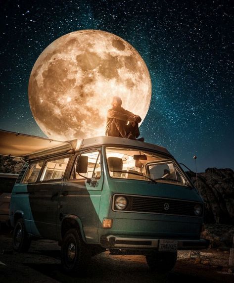 The Cosmic Mind Is A Collective Experience - The Pleiadians T3 Bus, Vw T3 Syncro, Art Spatial, Fantasy Wall Art, Wallpaper Earth, How To Use Photoshop, Volkswagen Transporter, Moon Photography, Wall Stickers Home