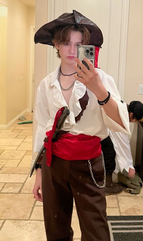 pirate costume ideas here!!! Mens Pirate Outfit, Pirate Halloween Costumes Men, Man Pirate Costume, Male Pirate Outfit, Male Pirate Costume, Cute Pirate Outfit, Pirate Costume Man, Male Halloween Costume Ideas, Pirate Costume Aesthetic