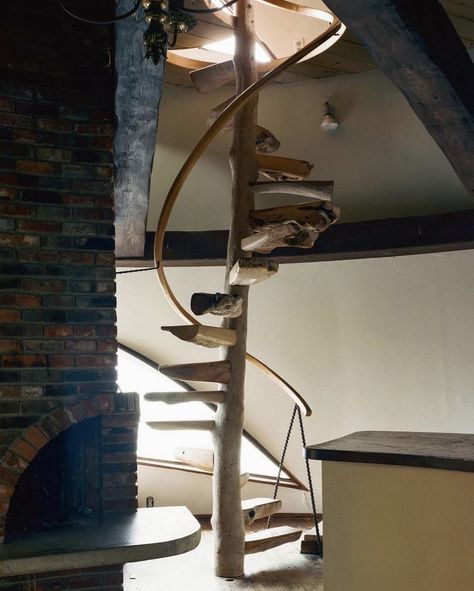 Harry Gessner Stair Ladder, Dream Studio, Earth Homes, Malibu California, Inspiring Spaces, Design Del Prodotto, Spiral Staircase, Sand Castle, Dream Spaces