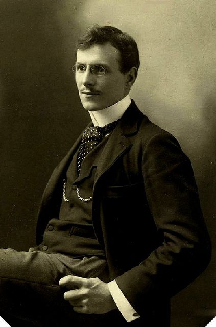 Formal Portrait Elegant Young Man c 1900 USA | Flickr - Photo Sharing! Victorian Men, Victorian Gentleman, Victorian Man, A Man In A Suit, Man In A Suit, Vintage Gentleman, Antique Photography, Old Portraits, Vintage Mens Fashion