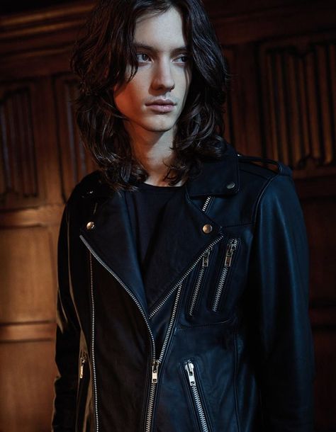 Miles Mcmillan, Long Black Hair, Sirius Black, Fall Winter 2016, Long Hair Styles Men, 인물 사진, Male Face, Long Black, Male Models