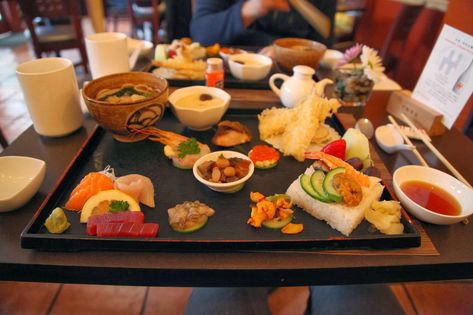 Kaiseki Ryori, Japanese Dinner, Lunch Set, Japan Trip, Dinner Food, Dessert Pictures, Gluten Free Cooking, Asian Cooking, Beautiful Dishes