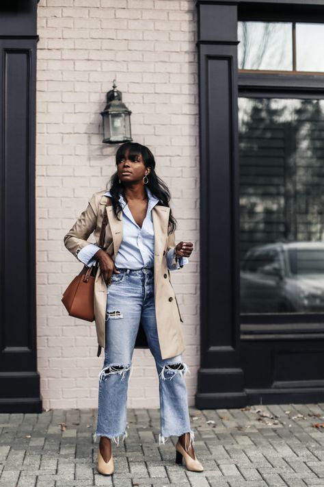 A Color Combo That Looks Great On Everyone | MILLENNIELLE | Bloglovin’ Blue Outfit Color Combos, Tan Outfits, Outfit Color Combos, Loewe Hammock Bag, Loewe Hammock, Tan Outfit, Hammock Bag, Jeans Outfits, All Jeans