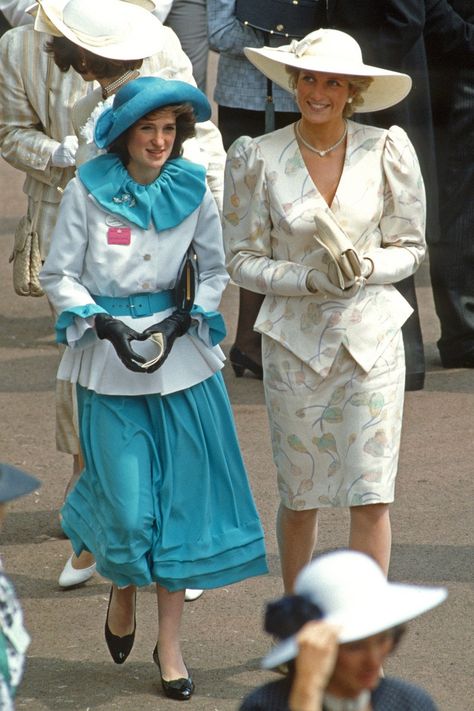 Celebrating Princess Diana’s best Royal Ascot fashion moments | Tatler Princess Diana Daughter, Diana Haircut, Royal Ascot Fashion, Princess Diana Hair, Princess Diana And Charles, Cream Hat, Royal Clothes, Princess Diana Fashion, Princess Diana Pictures