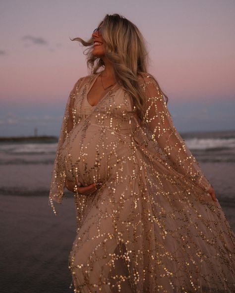 Capturing the serene beauty of a Florida sunset in every shot, while celebrating the joy of impending motherhood. Behind the lens, I’m privileged to witness the glow of anticipation and love as it intertwines with nature’s breathtaking backdrop. Remembering the magic we created during this unforgettable pregnancy photoshoot. #FloridaSunsets #MaternityShoot #PhotographyLove #CocoaBeachSunsets #MaternityMagic #SunsetGlow #ExpectingSunsets #CocoaBeachMaternity #BumpUnderTheSun #SunsetBlessin... Boho Maternity Photoshoot, Florida Sunset, Maternity Picture, Boho Maternity, Beach Maternity, Cocoa Beach, Flo Rida, Sparkle Dress, Maternity Photos