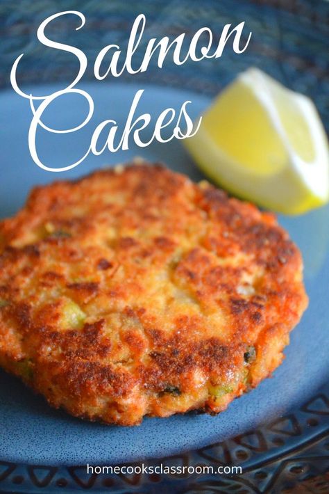 Salmon Pattys, Sun Hostas, Salmon Cake, Savory Salmon, Salmon Cakes Recipe, Canned Salmon Recipes, Cake Recipe Easy, Seafood Dish Recipes, Cake Recipes At Home