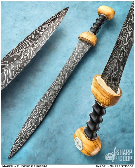 Roman Gladius, Chainmail Armor, Knife Photography, Tactical Swords, Iron Age, Cool Swords, Cool Knives, Damascus, Knife Making