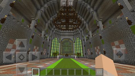 Minecraft Ballroom Ideas, Minecraft Throne Ideas, Minecraft Castle Throne Room, Ballroom Minecraft, Minecraft Throne Room, Minecraft Ballroom, Mc Castle Interior, Minecraft Throne, Castle Throne Room