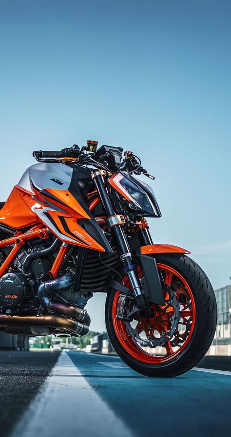 Superduke 1290 Wallpaper, Ktm Duke 1290 Wallpaper, Ktm Wallpaper, Guardian Angel Tattoo Designs, Ktm Super Duke, Cracked Wallpaper, Super Duke, Ktm Adventure, Bike Drawing