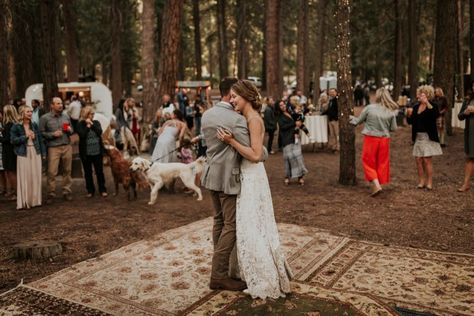 Campground Wedding Dress, Diy Camping Wedding, Boho Camp Wedding, Campfire Wedding Reception, Cabin Wedding Ideas Small, Camping Wedding Ideas, Granola Wedding, Camp Wedding Ideas, Backyard Lake Wedding