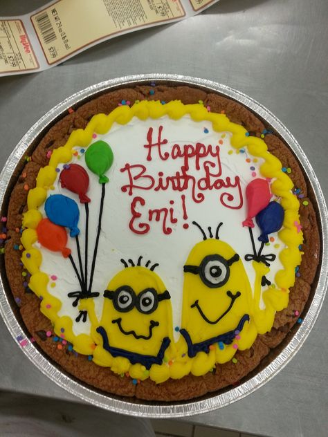 Minion Cookie Cake, Birthday Cookie Cake, Minion Cookies, Cookie Cake Designs, Birthday Sheet Cakes, Birthday Cookie, Cookie Cake Birthday, Cookie Cakes, Big Cookie