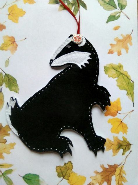 Felt badger for nursery banner by dalmationdesignsmd Badger Felt Pattern, Felt Badger, Fleece Toys, Nursery Banner, Woodland Animal Nursery, Felt Banner, Felt Mobile, Honey Badger, 2022 Christmas