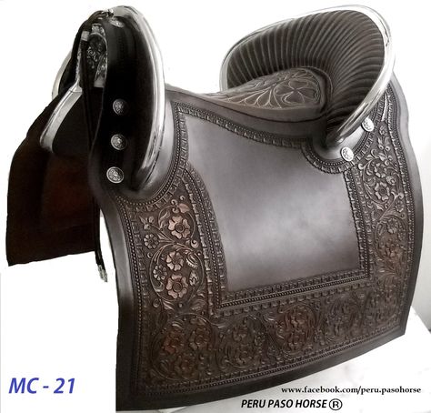 Black Saddle for Peruvian Paso Horse  Available in other colors. perupasohorse@hotmail.com Equestrian Clothes, Unusual Horse, Black Saddle, Cowboy Stuff, Trail Ride, Horse Western, Horse Costumes, Horse Equipment, Types Of Horses