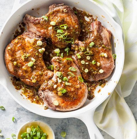 Sweet jam and spicy mustard coat these juicy chops for a quick dish that’s perfect for busy weeknights. Coated Pork Chops, Mustard Coat, Mustard Pork Chops, Apricot Preserves, Spinach Artichoke Chicken, Spicy Mustard, Glazed Pork Chops, Artichoke Chicken, Quick Dishes