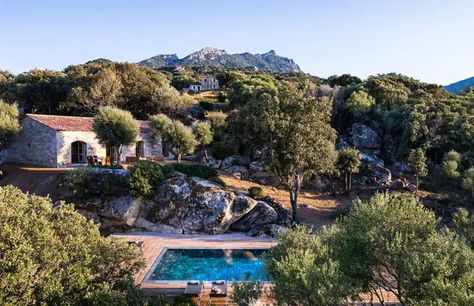 Luxury villa rental Corsica with private pool for 8 people - with services Petrol Price, Small Terrace, Luxury Villa Rentals, Spa Retreat, Thermal Bath, Villa With Private Pool, Domestic Flights, Villa Rental, Spacious Living Room