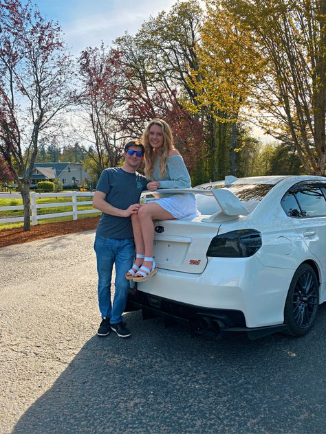 Subaru Photoshoot, Car Subaru, Sandals Outfits, Aesthetic Smile, White Aesthetic, Happy Couple, Couples Photoshoot, Family Pictures, Photoshoot Ideas