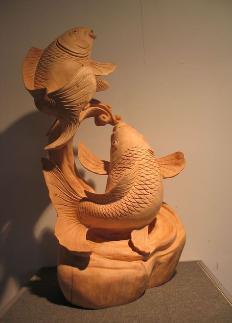 Eastern Mythology, Wood Carving Art Sculpture, Trout Art, Sculpture Animal, Fish Artwork, Ikan Koi, Koi Art, Fountain Design, Intarsia Woodworking