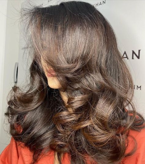 Layered Curls Medium, Curled Hair With Layers, Haircut Lots Of Layers, Medium Curled Hair, Big Fluffy Curls, Long Layered Haircut, Layered Thick Hair, Haircut For Women, Layered Haircuts For Women