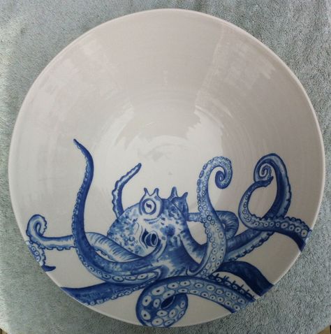 "Ceramic all purpose bowl - salad, pasta etc. Condition - appears like-new. Top diameter 12 1/4\", 4\" H." Octopus Pottery, Diy Pottery Painting, Pottery Patterns, Salad Pasta, Diy Pottery, Ap Art, Egg Shape, Pottery Painting, Diy Clay