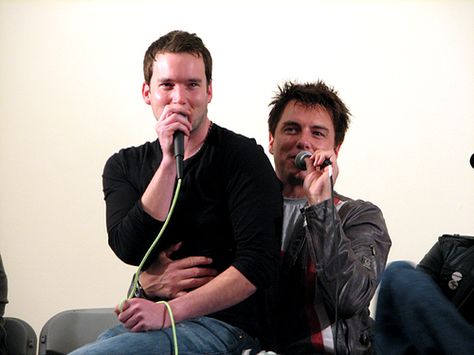 John Barrowman/Gareth David-Lloyd.     Love them more than Jack/Ianto! Gareth David Lloyd, Captain Jack Harkness, Jack Harkness, Oh Captain My Captain, John Barrowman, Rory Williams, Christopher Eccleston, Wibbly Wobbly Timey Wimey Stuff, Torchwood