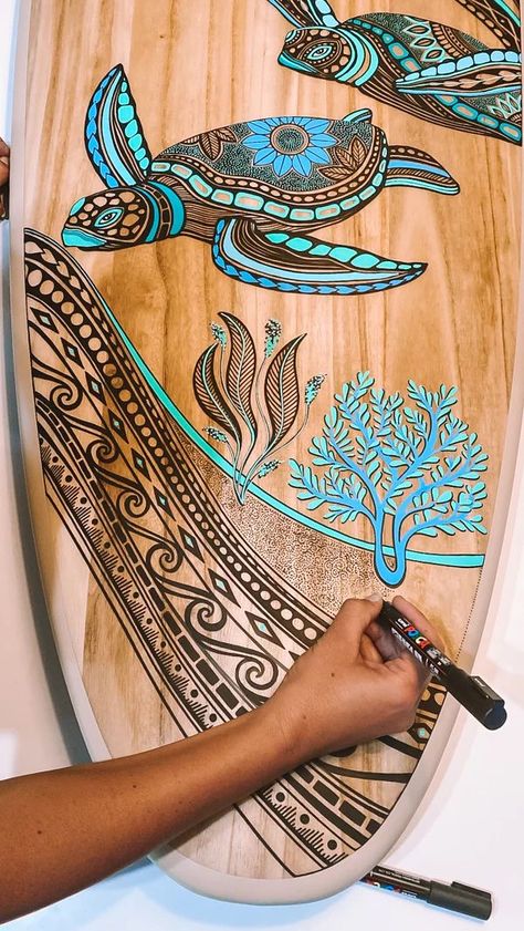 Jess Lambert, Mini Canvas Painting Ideas, Surfboards Artwork, Surfboard Art Design, Deco Surf, Surfboard Painting, Canvas Painting Ideas For Beginners, Tattoos Infinity, Custom Surfboards