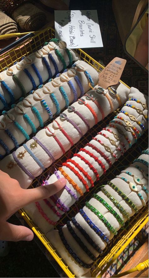 #bracelet #beachshops #beach #summer #vibes #summery #jewelry #aesthetic #preppy Macrame Bracelet Aesthetic, Beach Accessories Aesthetic, Beach Bracelets Diy, Summer Bracelets Aesthetic, Vacation Bracelets, Body Jewelry Diy, Jewelry Packaging Design, Handmade Jewelry Business, Crochet Store