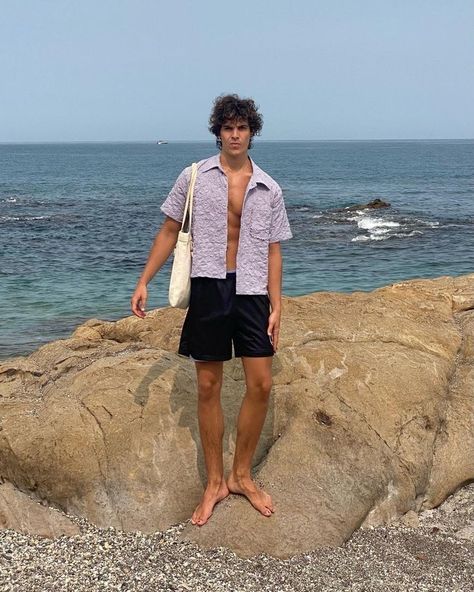 Mens Beach Attire, Mens Linen Outfits, Vacation Outfits Men, Beach Outfit Men, Festival Outfits Men, Mens Beach, Island Outfit, Fits Aesthetic, Boy Fits