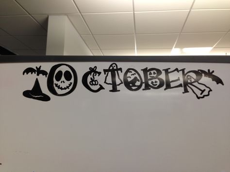 Spooky October whiteboard office decor Halloween Whiteboard Ideas, White Board Halloween Drawings, Halloween Dry Erase Board Ideas, Halloween White Board Ideas, October White Board Ideas, Halloween Whiteboard Art, Halloween Whiteboard, White Board Art, Whiteboard Drawings