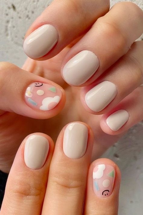 Spring Nail Art Aesthetic, Strawberry Manicure Nails, Spring Gelish Nails, Fun Flower Nails, Korean Gel Nails Simple, Minimal Spring Nails, Kawaii Nails Short, Super Short Nails Ideas, Korean Nails Short