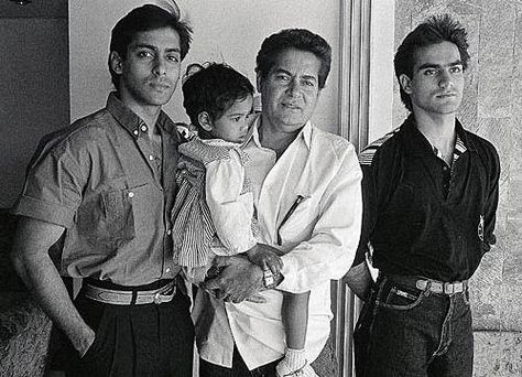 SALMAN WITH ARBAZ KHAN Salman Khan Young, Arpita Khan, Salim Khan, Arbaaz Khan, Salman Khan Photo, Bollywood Pictures, Retro Bollywood, Bollywood Cinema, Bollywood Photos