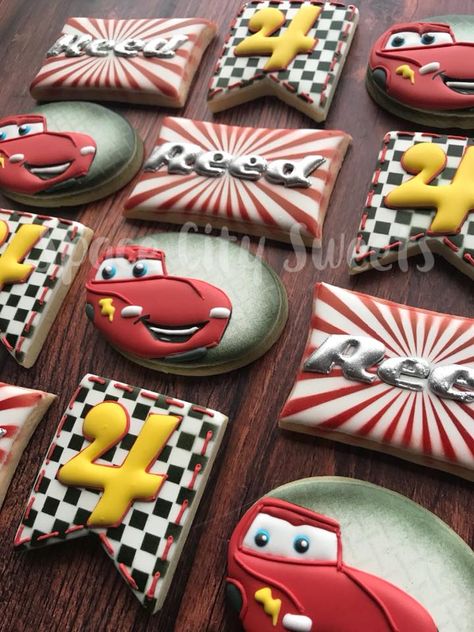 Lightning Mcqueen Cookies Decorated, Lighting Mcqueen Cookies, Disney Cars Birthday Cookies, Cars Movie Cookies Decorated, Disney Cars Cookies Decorated, Cars Cookies Decorated Disney, Lightning Mcqueen Cookies, Pixar Cars Cookies Decorated, Mcqueen Cookies