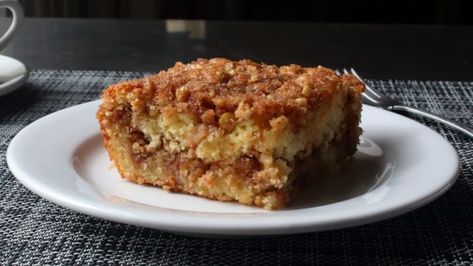 Plate up Chef John's sweet, layered apple crumble coffee cake for Mother's Day or your next party and be prepared for compliments. Apple Crumble Coffee Cake, Crumble Coffee Cake, Peach Cheesecake, Apple Crumb Cakes, Apple Crumb, Cake Mug, Chef John, Crumble Cake, Food Wishes