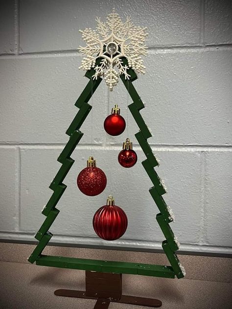 Dollar Tree Jenga Block Crafts Christmas, Holiday Diy Projects, Diy Christmas Ornament, How To Make Christmas Tree, Christmas Tree Decorations Diy, Crafts Decor, Wood Christmas Tree, Dollar Tree Diy Crafts, Christmas Wood Crafts