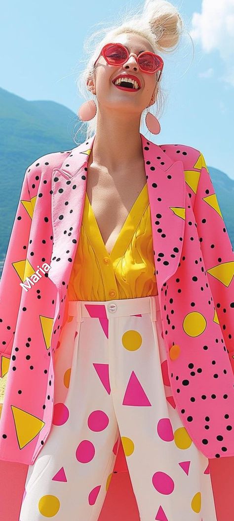 Fun Pattern Outfits, Maximalist Outfit, Maximalism, Fashion Mistakes, 60s Fashion, Pink And Yellow, Style Mistakes, Colourful Outfits, Festival Outfits