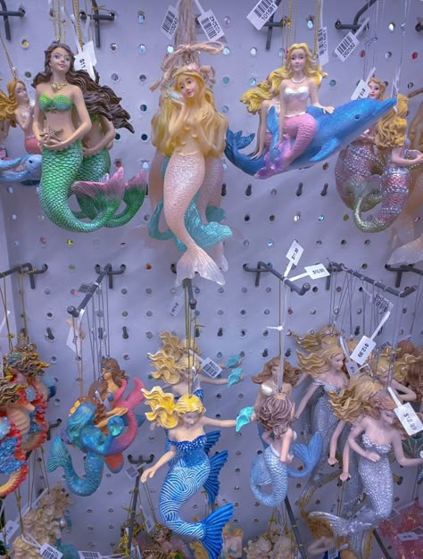 Amphitrite Aesthetic, Jellyfish Core, Mermaid Core Aesthetic, Little Mermaid Aesthetic, Water Core, Ariel Aesthetic, Mermaidcore Aesthetic, Mermaid Summer, Mermaid Toys