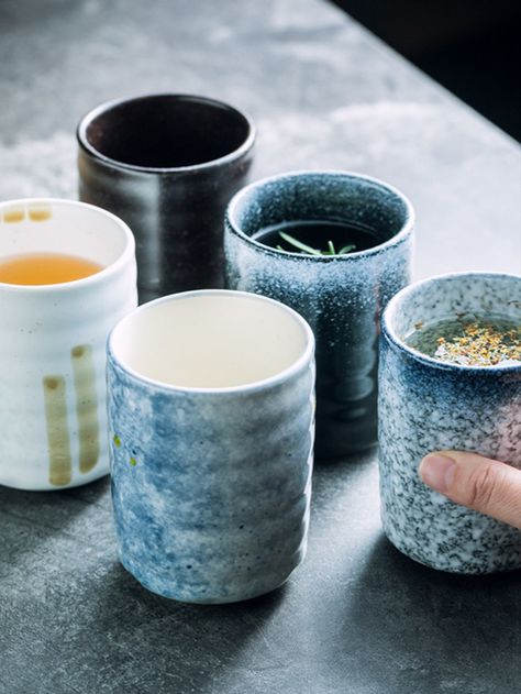 Japanese style green tea cup is made of healty porcelain. The glazed surface is smooth and shiny, crafted with the modern design shape, which is a symbol of natural simplicity and purity. Porcelain handle-less coffee mugs are easy to clean, dishwasher safe. Also you can warm up tea in the microwave before you drink. #giftideas #japanese #handmade #ceramic #coffee #latte #tea #mug #kitchen #foodie #drinkware #fashion #pinterest #tabledecor #retro #vintage #etsy Japanese Tea Mug, Pottery Vibes, Japanese Dishware, Japanese Mugs, Crazy Ceramics, Japanese Cup, Chocolate Chai, Green Tea Cup, Asian Porcelain