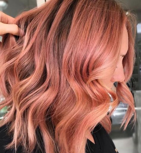 Peachy Hair Color, Peachy Pink Hair, College Hair, Balyage Hair, Blonde Shades, Coral Hair, Aqua Net, Hair Color Rose Gold, Peach Hair