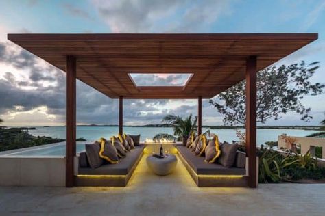 A Caribbean oasis on Turks & Caicos Island: Turtle House Pool Side Gazebo, Luxury Gazebo, Turks And Caicos Villas, Turtle House, Beach Property, Turks Caicos, House Luxury, Patio Roof, Pool Side