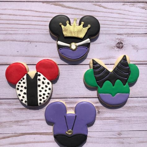 Disney Villian Cookies Disney Villain Cookies, Maleficent Cake, Disney Villain Party, Cutout Cookie, Villains Party, Disney Cookies, Baking Inspiration, Disney Villain, Halloween 2023