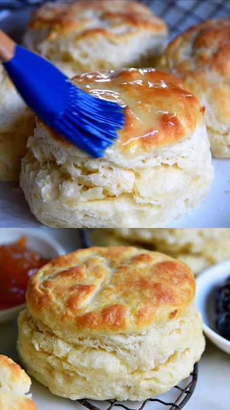 Whip up a batch of these fluffy homemade biscuits and elevate your baking game to new heights. Perfectly golden and irresistibly soft, these biscuits are a delightful addition to any meal. Whether you're serving them with butter and jam for breakfast or alongside a hearty stew for dinner, these biscuits promise to impress every time. With simple ingredients and easy-to-follow steps, even novice bakers can achieve bakery-quality results right at home. Get ready to enjoy the comforting aroma and taste of freshly baked biscuits that are sure to become a family favorite. Homemade Biscuit Recipe, Best Homemade Biscuits, Homemade Biscuit, Easy Homemade Biscuits, Homemade Biscuits Recipe, Easy Biscuit Recipe, Mom On Timeout, Biscuits Easy, Makanan Diet